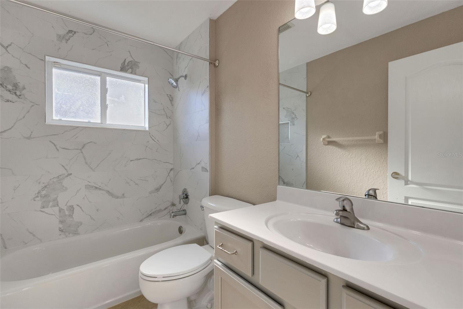 RIVER PLACE - Residential