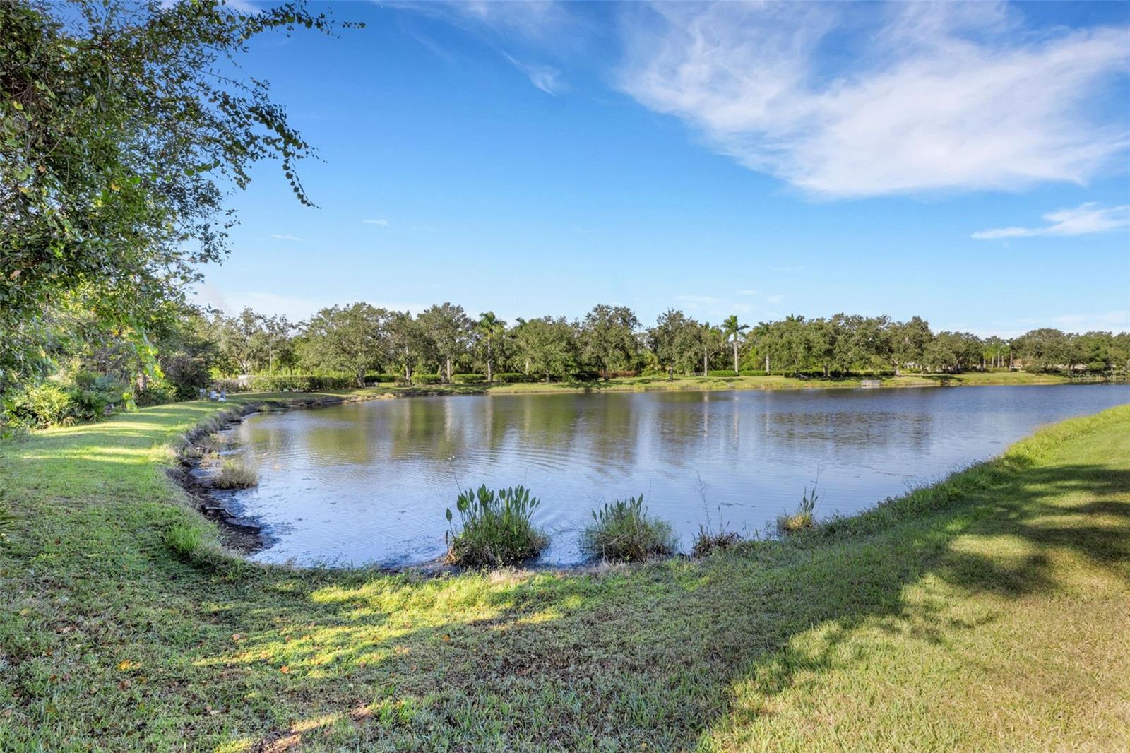 RIVER PLACE - Residential