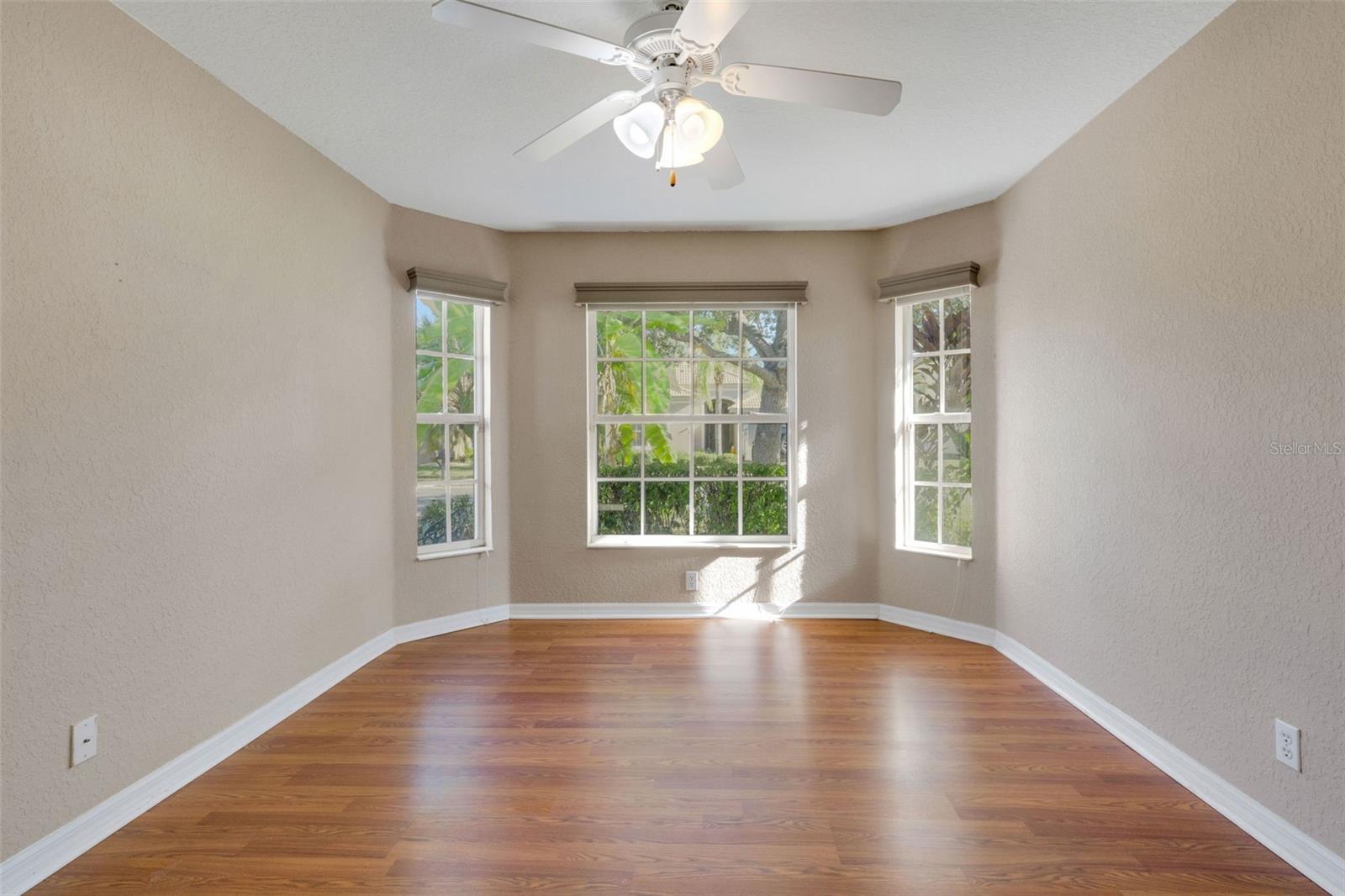 RIVER PLACE - Residential