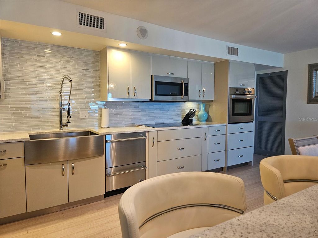 Photo of 2295 Gulf Of Mexico Drive #83S, Longboat Key, FL 34228 (MLS # TB8403758)