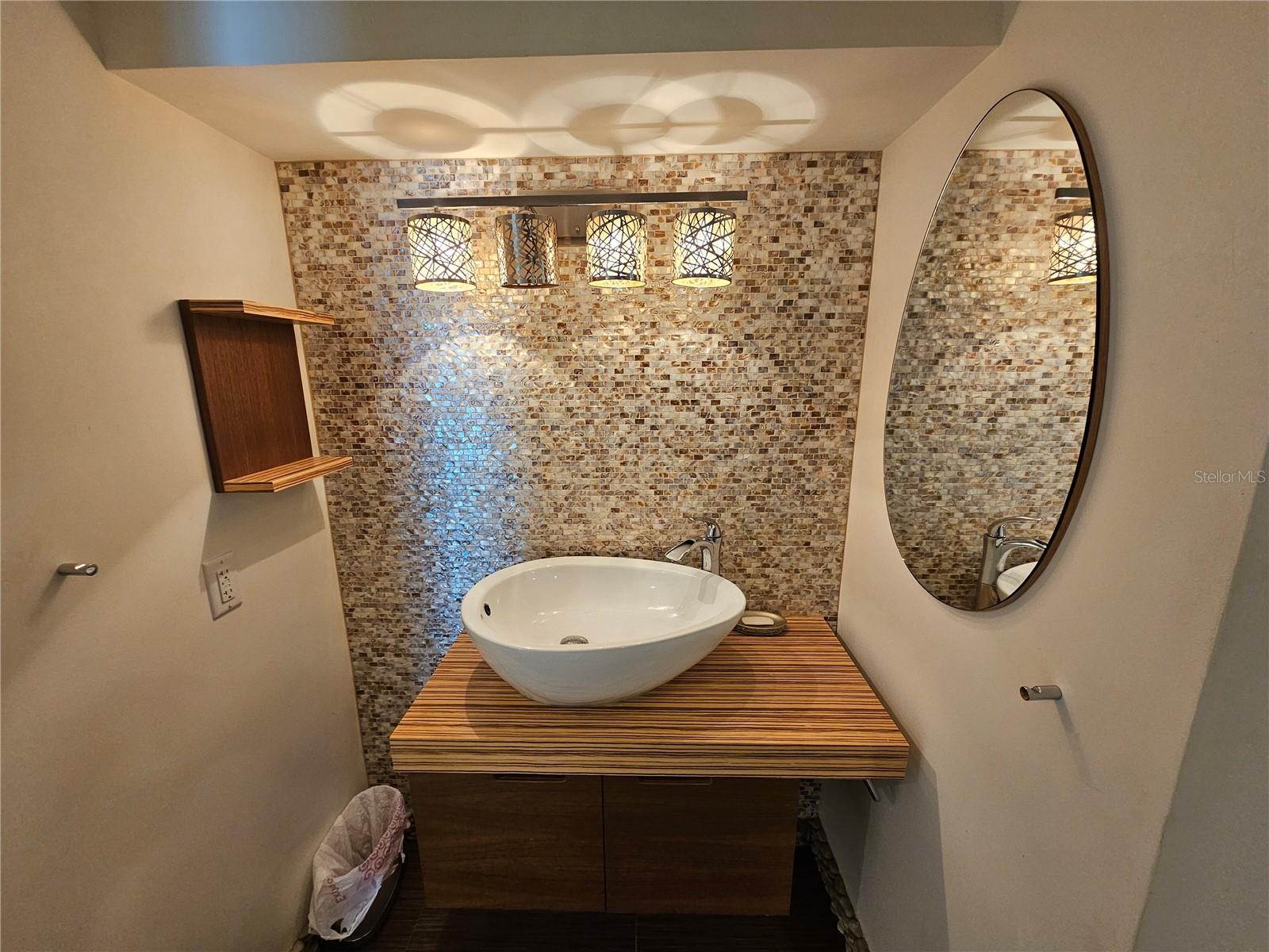 ISLANDER CLUB OF LONGBOAT - Residential