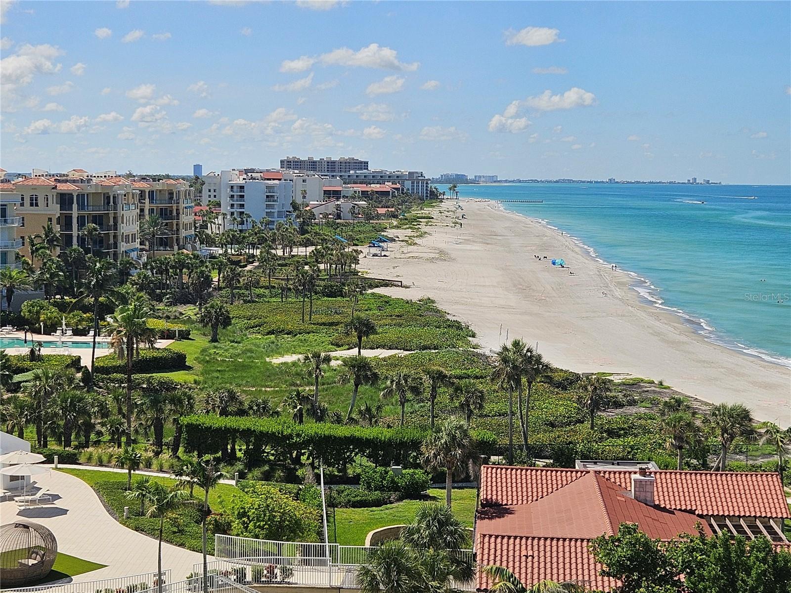 ISLANDER CLUB OF LONGBOAT - Residential