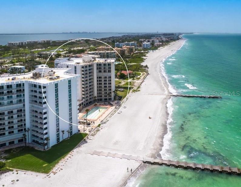 ISLANDER CLUB OF LONGBOAT - Residential