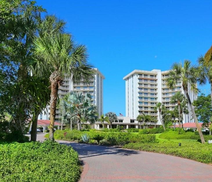 ISLANDER CLUB OF LONGBOAT - Residential