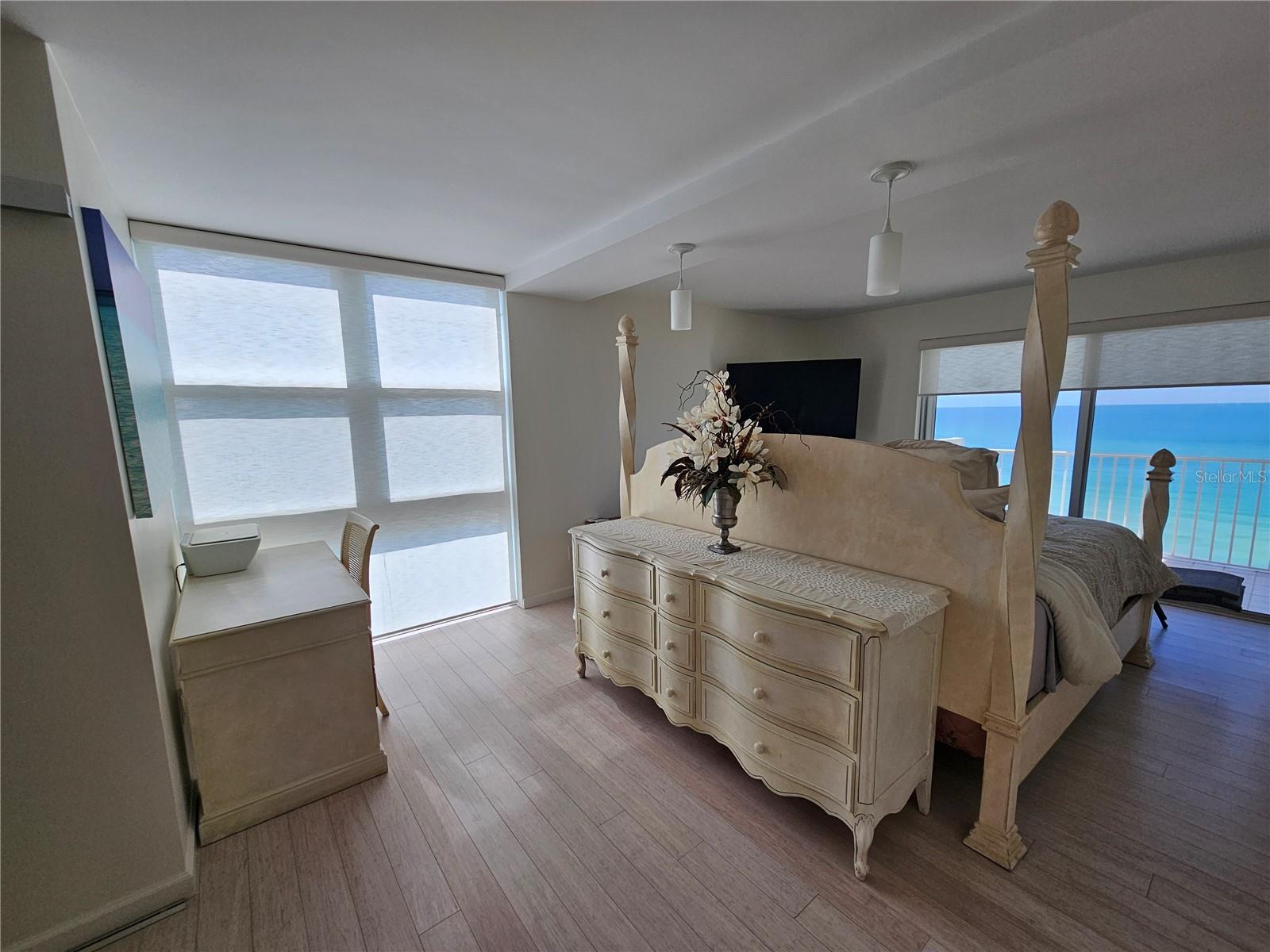 ISLANDER CLUB OF LONGBOAT - Residential