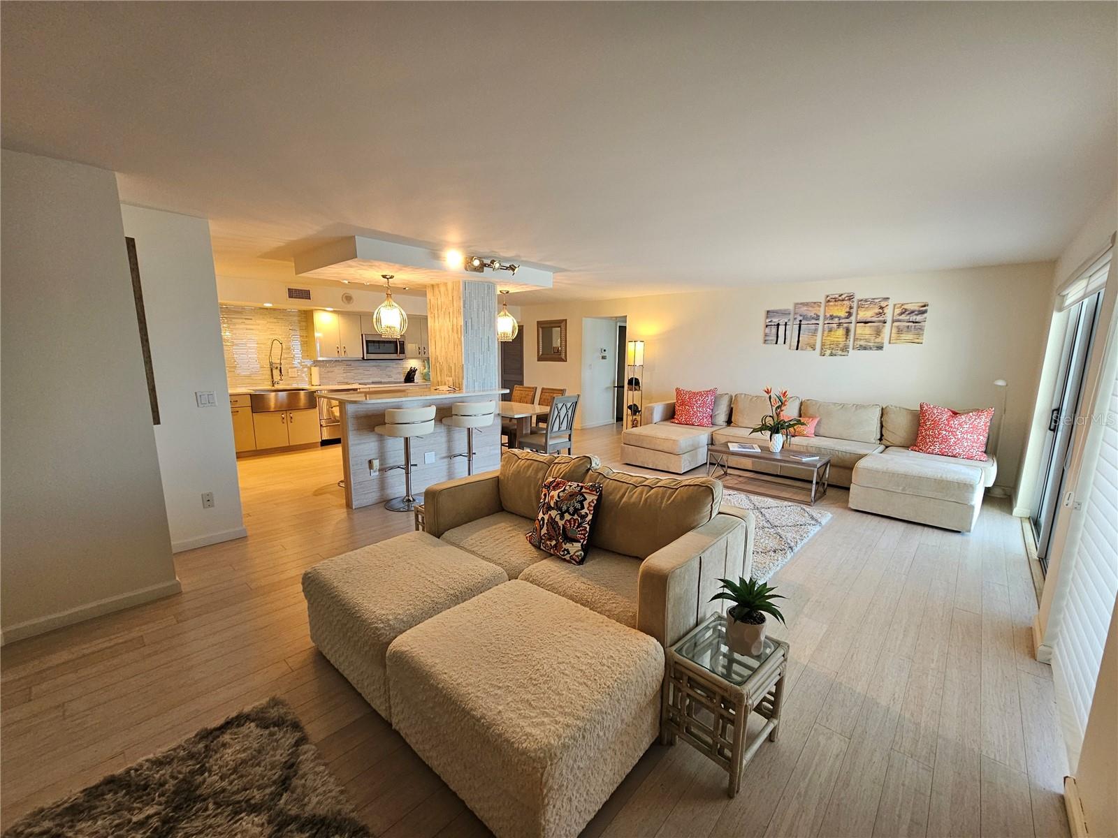 ISLANDER CLUB OF LONGBOAT - Residential