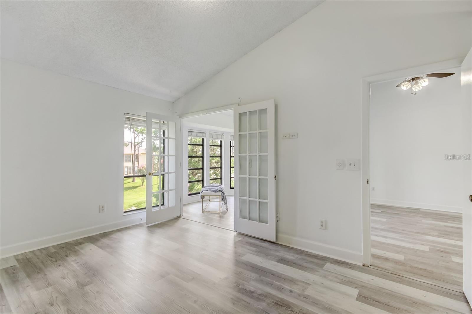 FOUNTAINS CONDO - Residential Lease