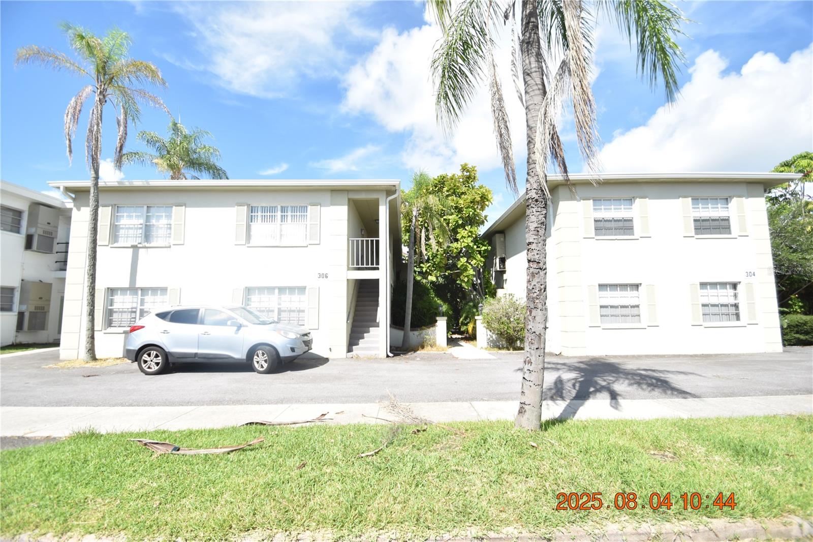 2 Bedroom 2 Bathroom Davis Island Apartment with 1028 sq ft of living space.
LOCATION, LOCATION, LOCATION! Is there a downtown location more special than Davis Islands? We don’t think so!
$50 Water/Sewer/Trash monthly charge required.
Plenty of open parking front and back of the property.
1st Floor unit - no stairs to climb!
Gorgeous wood laminate floors are sure to accentuate any and all décor!
Living room/Dining room combo makes for a nice open layout.
Updated kitchen has plenty of cabinet space to store all your kitchen essentials.
Stainless Steel Kitchen appliances include NEW side-by-side refrigerator, NEW glass-top range, microwave, and NEW dishwasher.
Freshly painted and ready for your finishing touches!
Master bedroom has a private bathroom!
Window blinds let in just the right amount of light.
Central heat & air for to keep you comfy year round.
Convenient to Downtown Tampa, Davis Islands Park , and all the dining and entertainment South Tampa has to offer! Hillsborough community college, USF Health Cosmetic and Laser Center, and Tampa Bay Urology Institute just minutes away!
Laundry facilities are not available on-site; however, two laundry services are conveniently located on the island. Pioneer Cleaners offers a wash and fold service where you can drop off your laundry and pick it up later. Alternatively, you can opt for the white glove service provided by Express Mobile Laundry, which allows you to arrange pick up and drop off via text message. Owner Mike mentions that many clients prefer leaving and retrieving their laundry right from their front porch. Pay by the pound. Feel free to ask us for for contact details.
DONT FORGET TO CHECK OUT THE FULL WALKTHROUGH VIDEO AT OUR WEBSITE!!