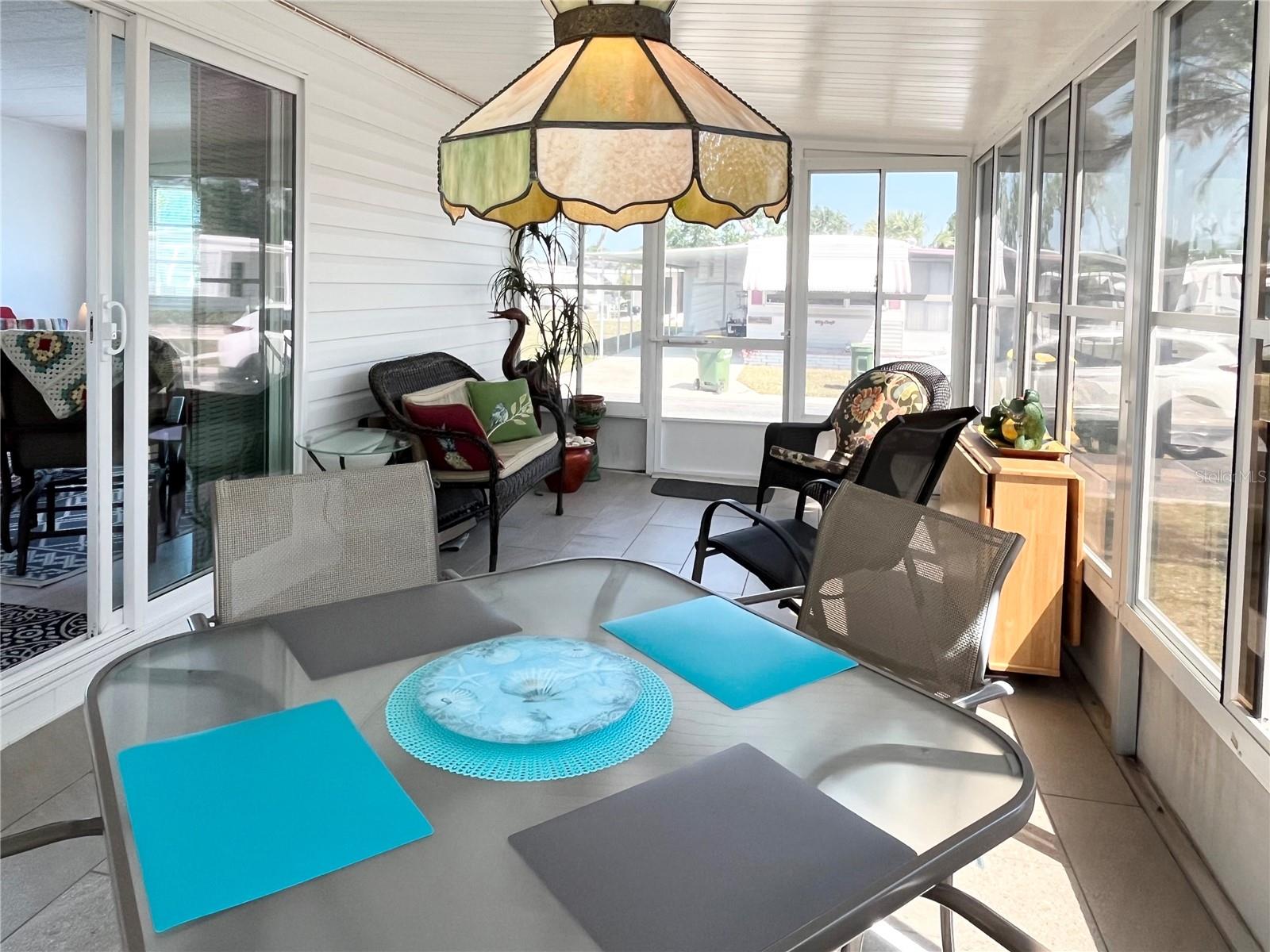 OAKWOOD MANOR - Residential