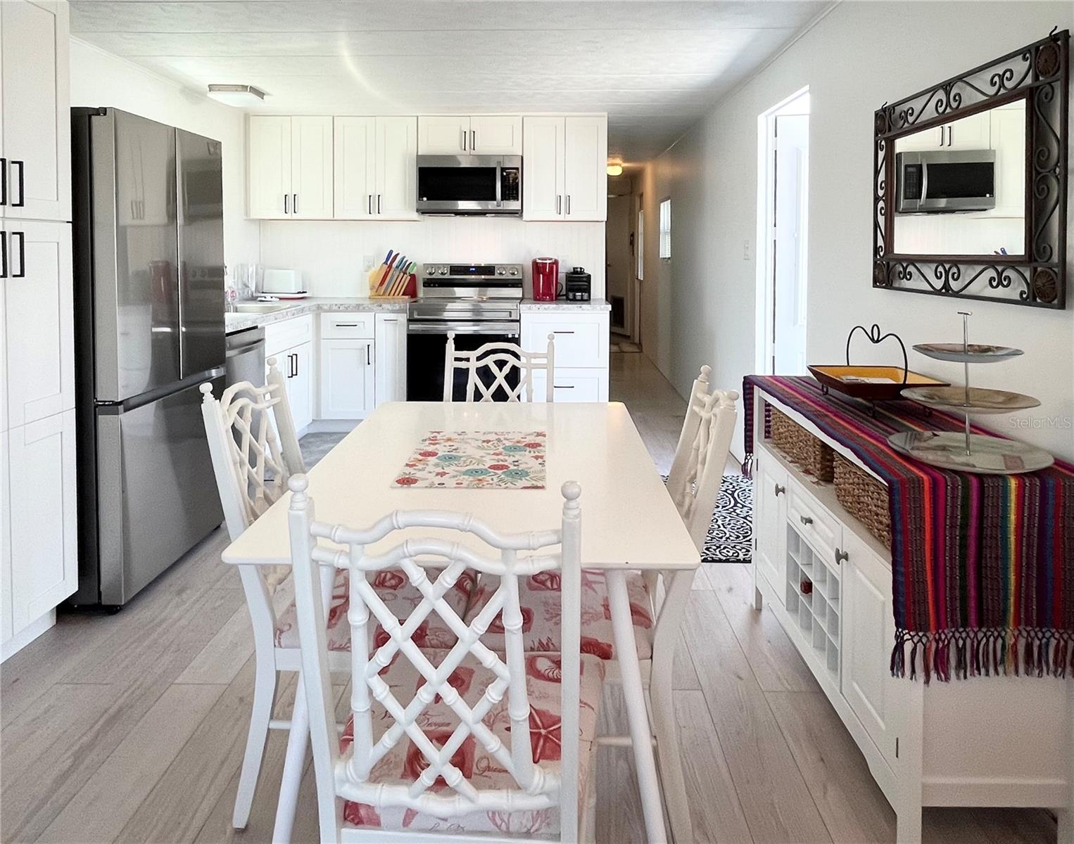 OAKWOOD MANOR - Residential