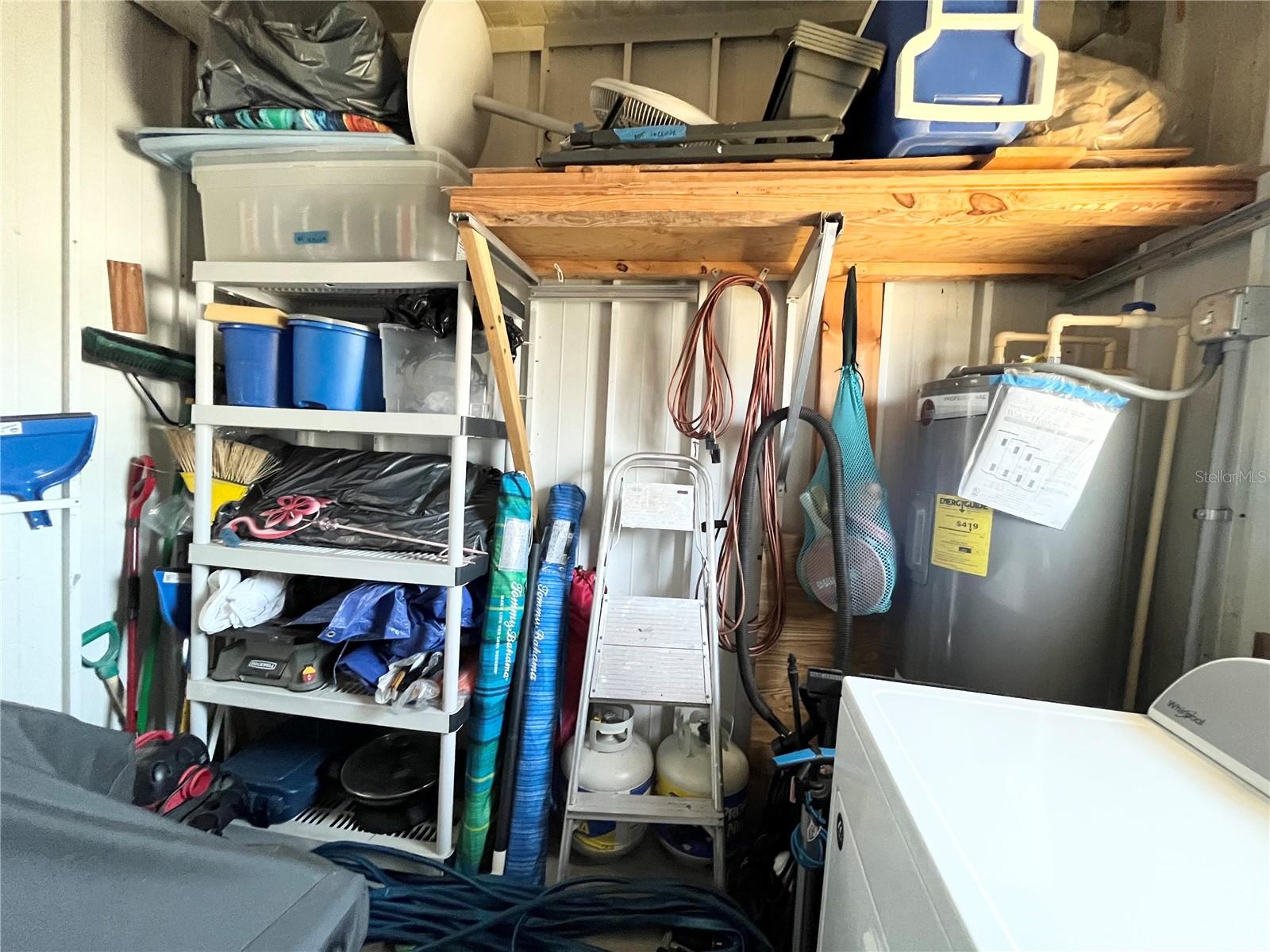 OAKWOOD MANOR - Residential