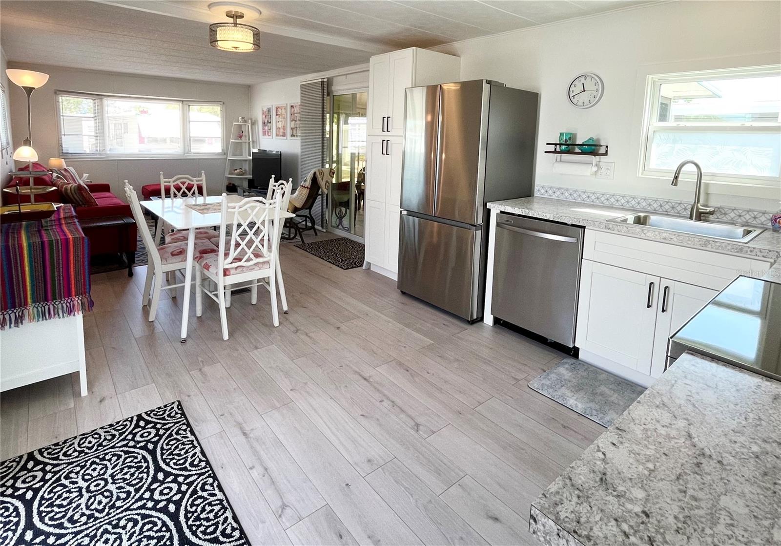 OAKWOOD MANOR - Residential