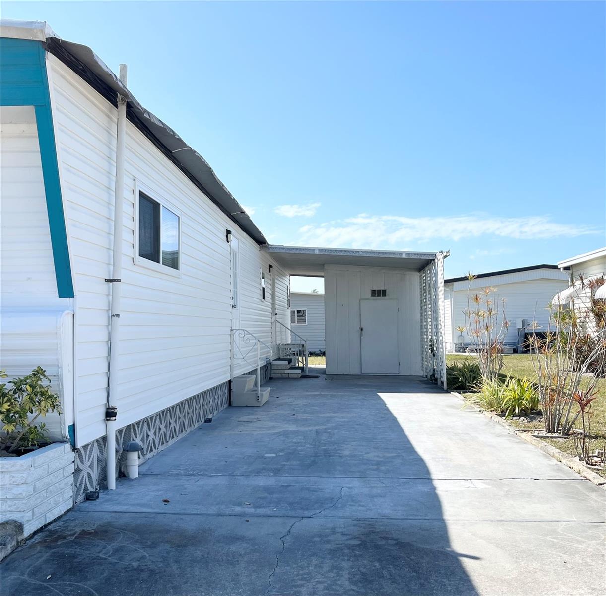 3414 SPANISH OAK TERRACE