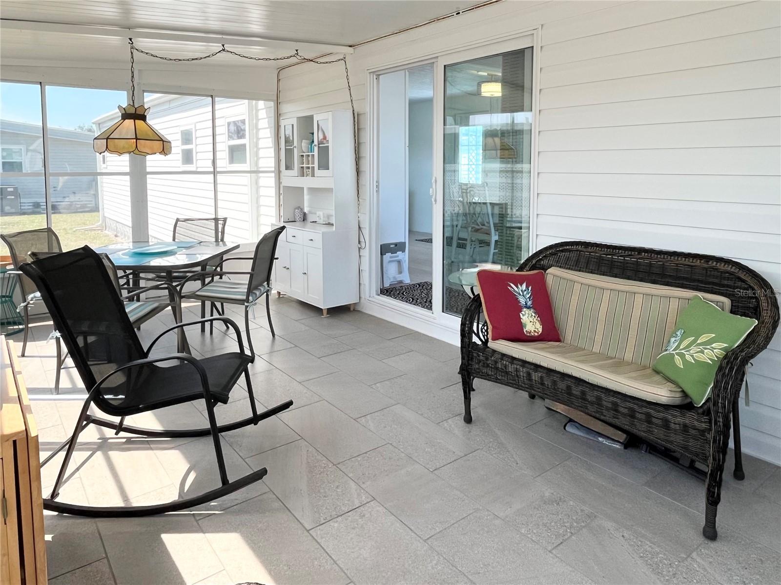 OAKWOOD MANOR - Residential