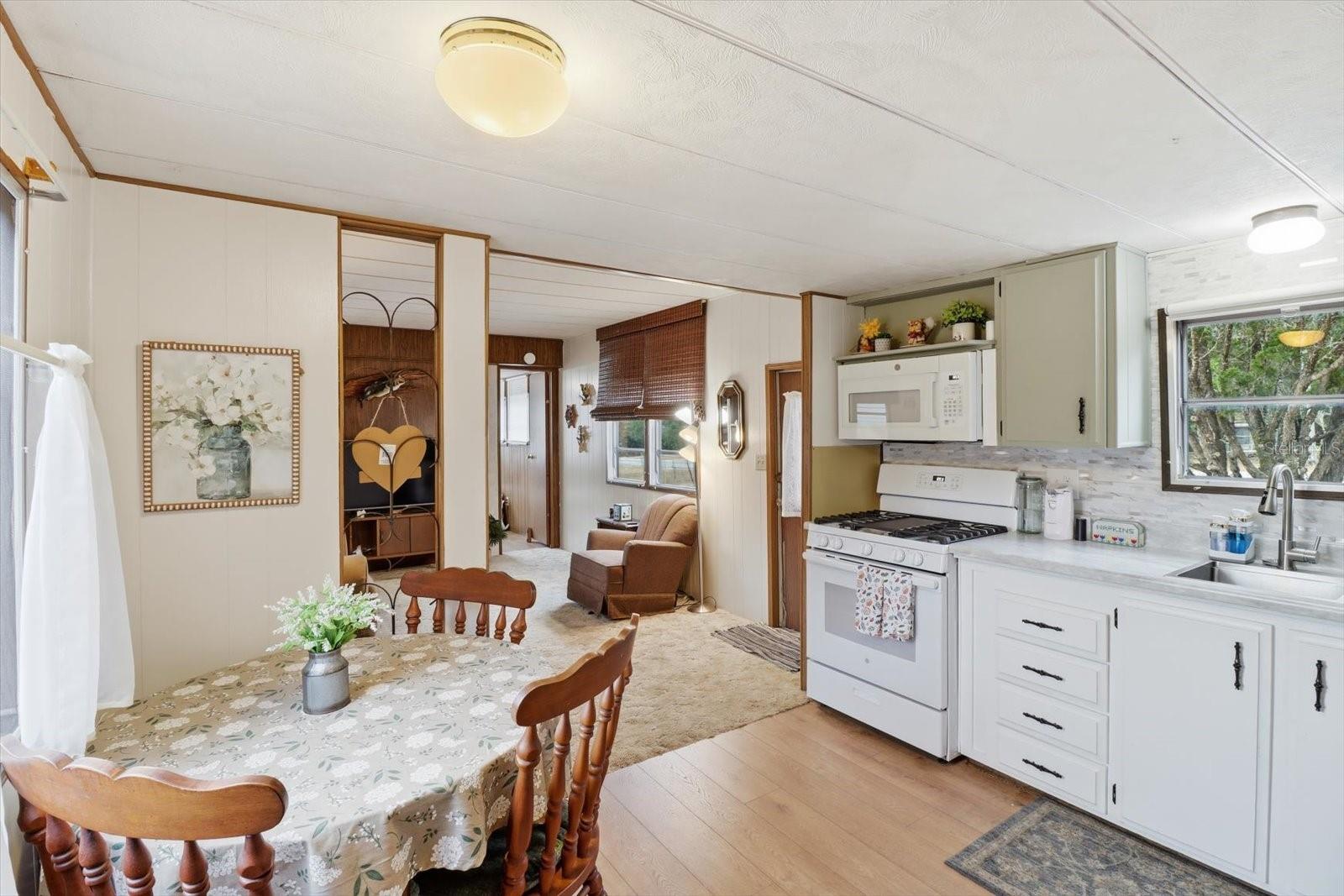 CASONS CHASSAHOWITZKA RETS UNIT 03 UNREC - Residential