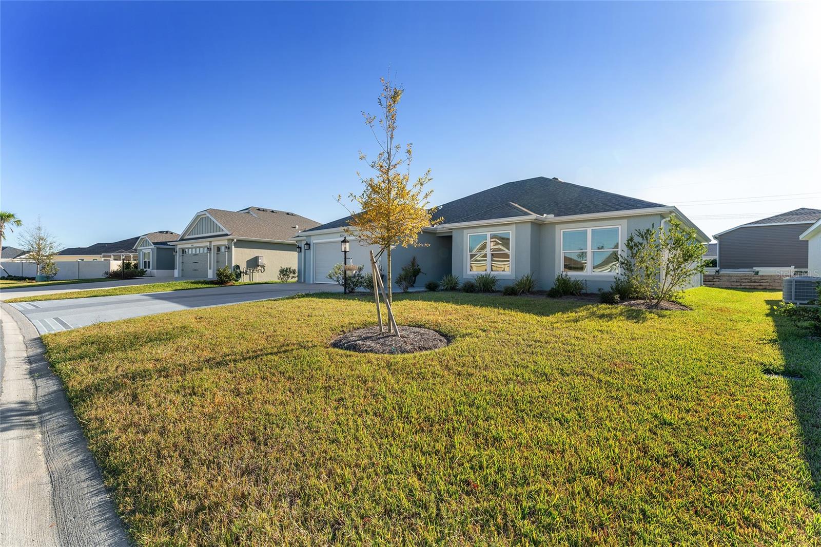 6714 NEWELL LOOP
