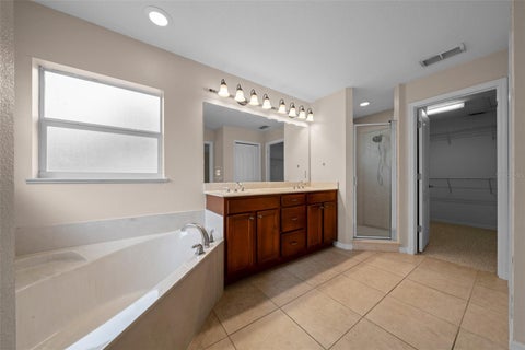 Tiny photo for 3560 SE 135th Lane, Summerfield, FL 34491 (MLS # OM731280)