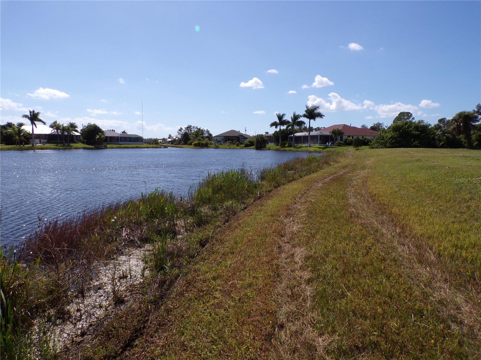 ROTONDA LAKES - Land