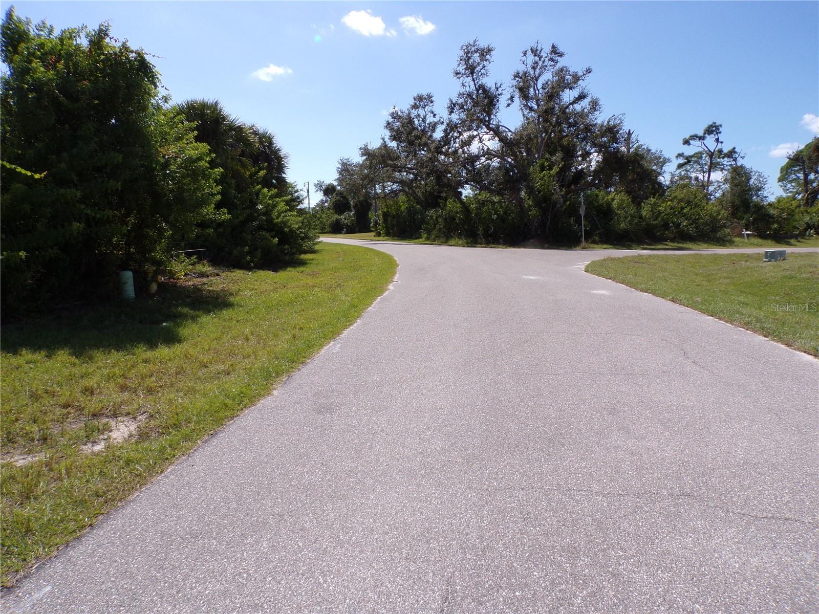 ROTONDA LAKES - Land