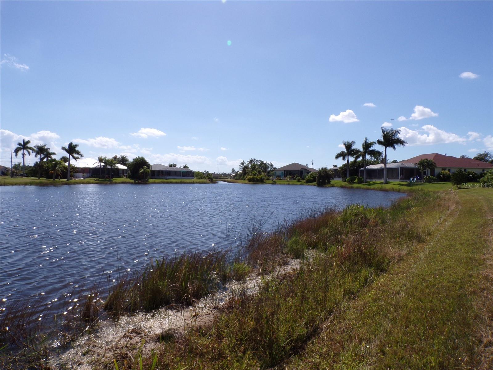 ROTONDA LAKES - Land