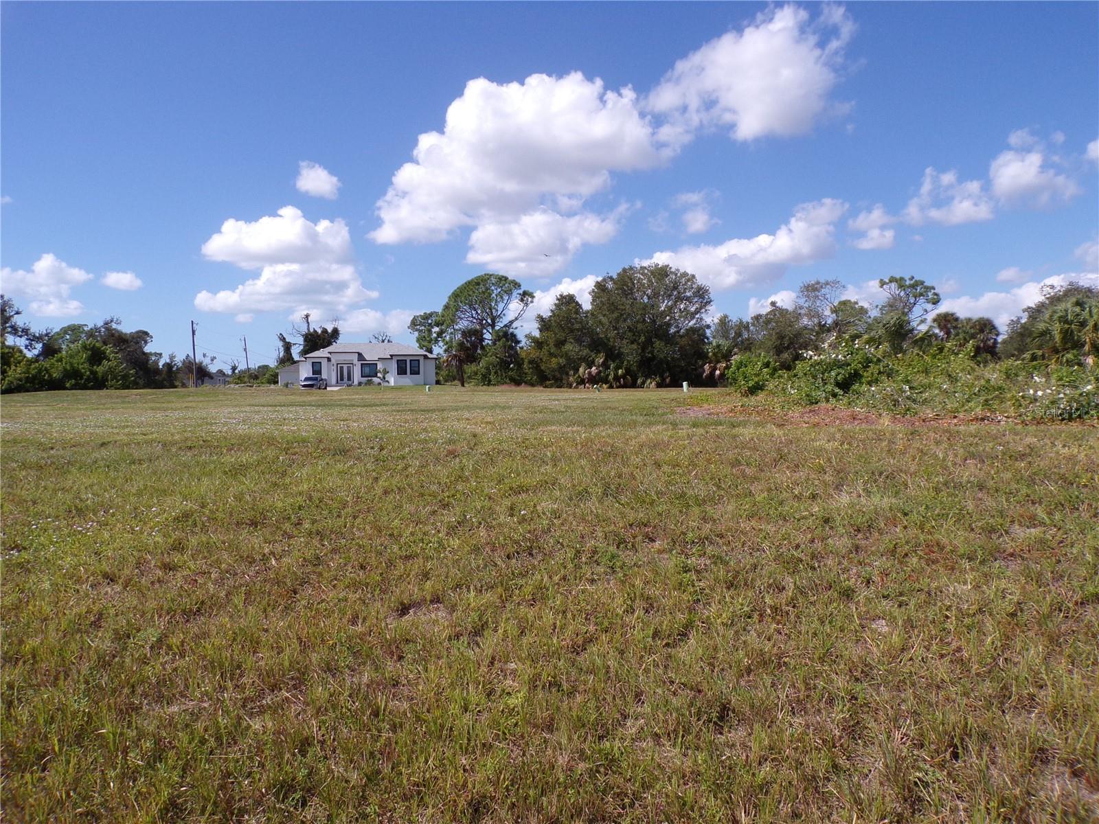 ROTONDA LAKES - Land