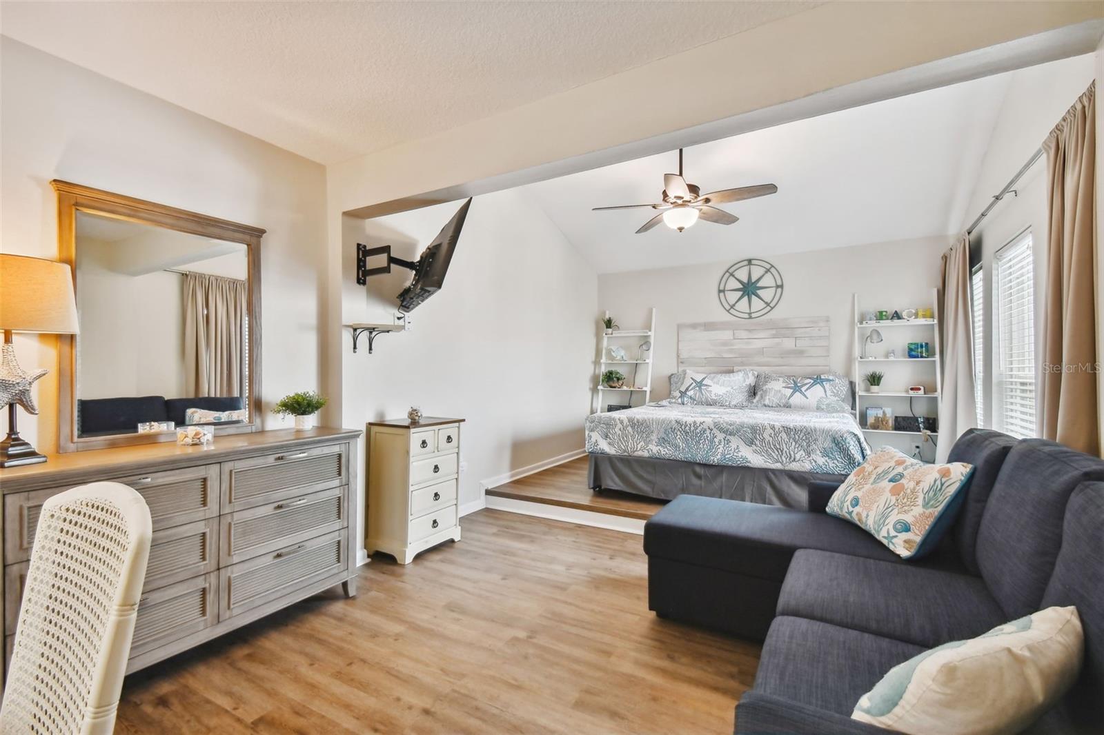 MADEIRA BEACH YACHT CLUB CONDO - Residential