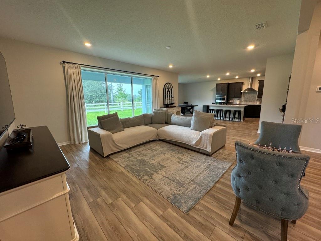 SPLIT OAK RESERVE - Residential Lease