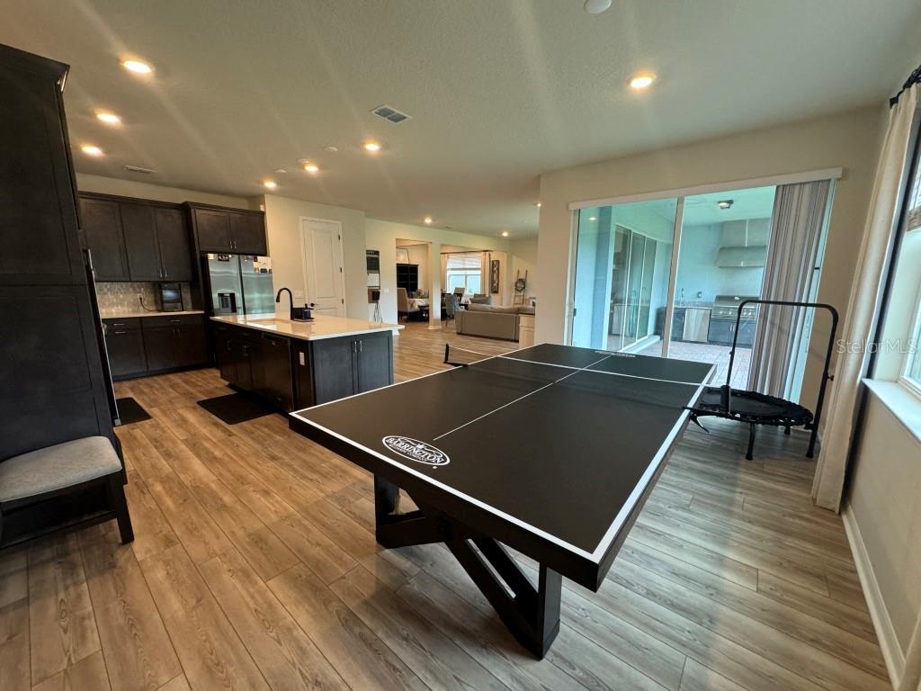SPLIT OAK RESERVE - Residential Lease