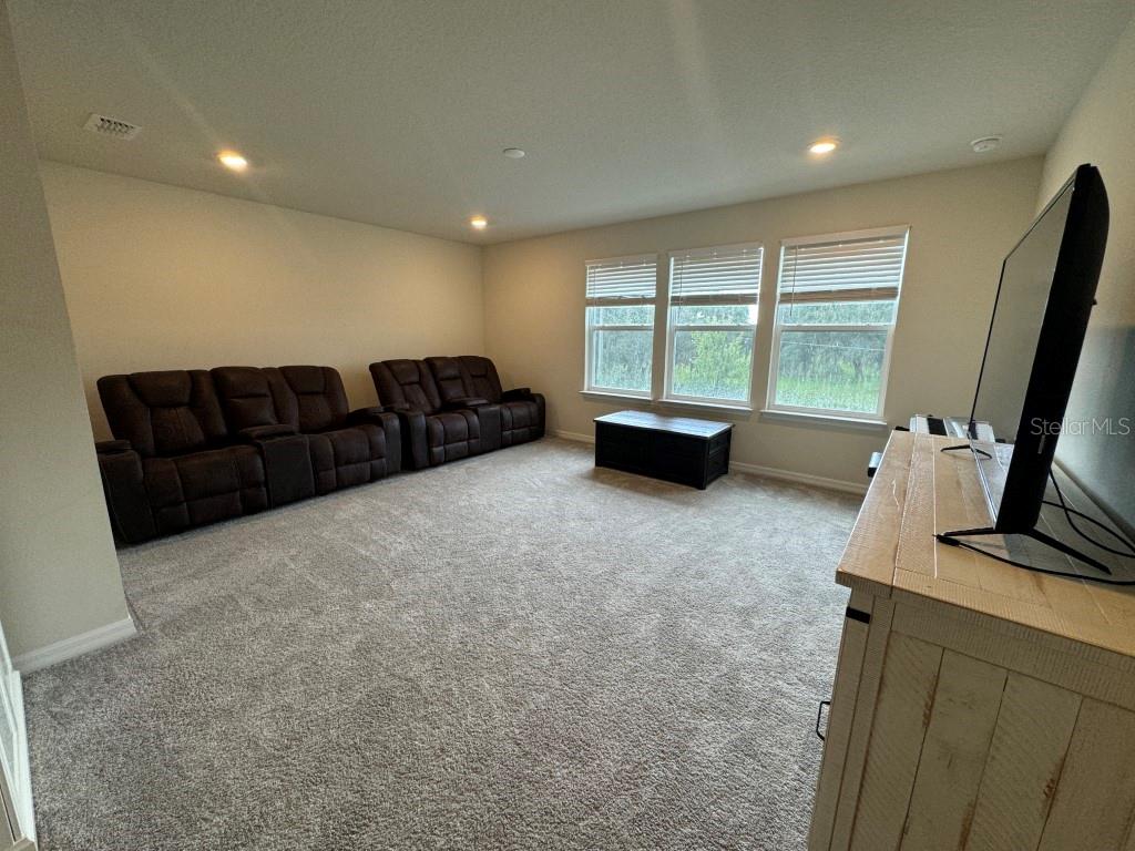 SPLIT OAK RESERVE - Residential Lease