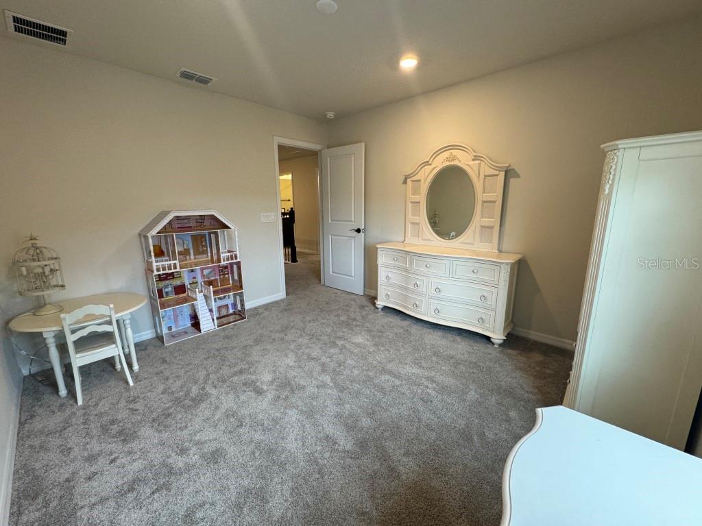 SPLIT OAK RESERVE - Residential Lease