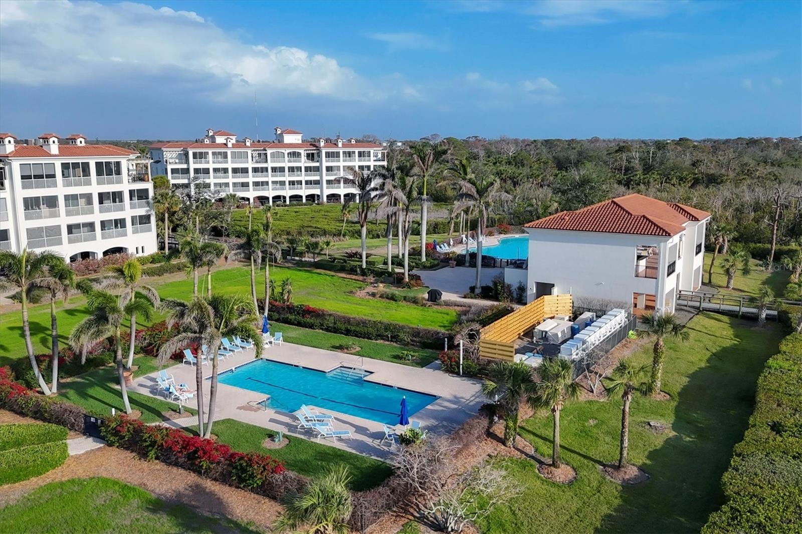 HACIENDA DEL MAR PH 4 - Residential