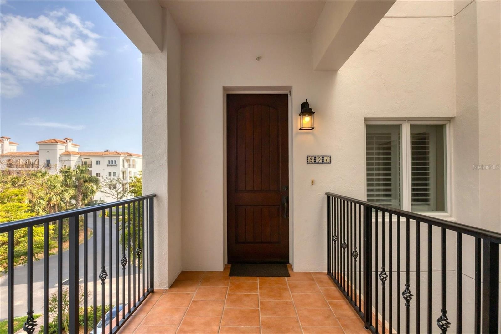 HACIENDA DEL MAR PH 4 - Residential