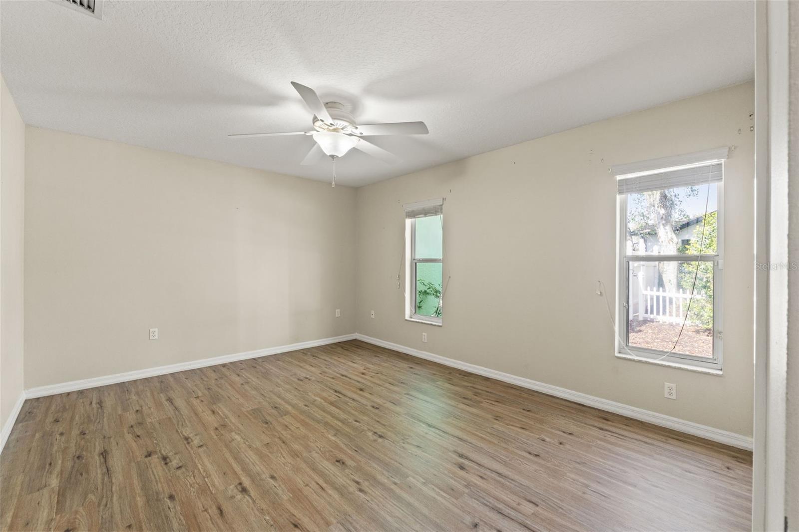 AMIDON WOODS - Residential