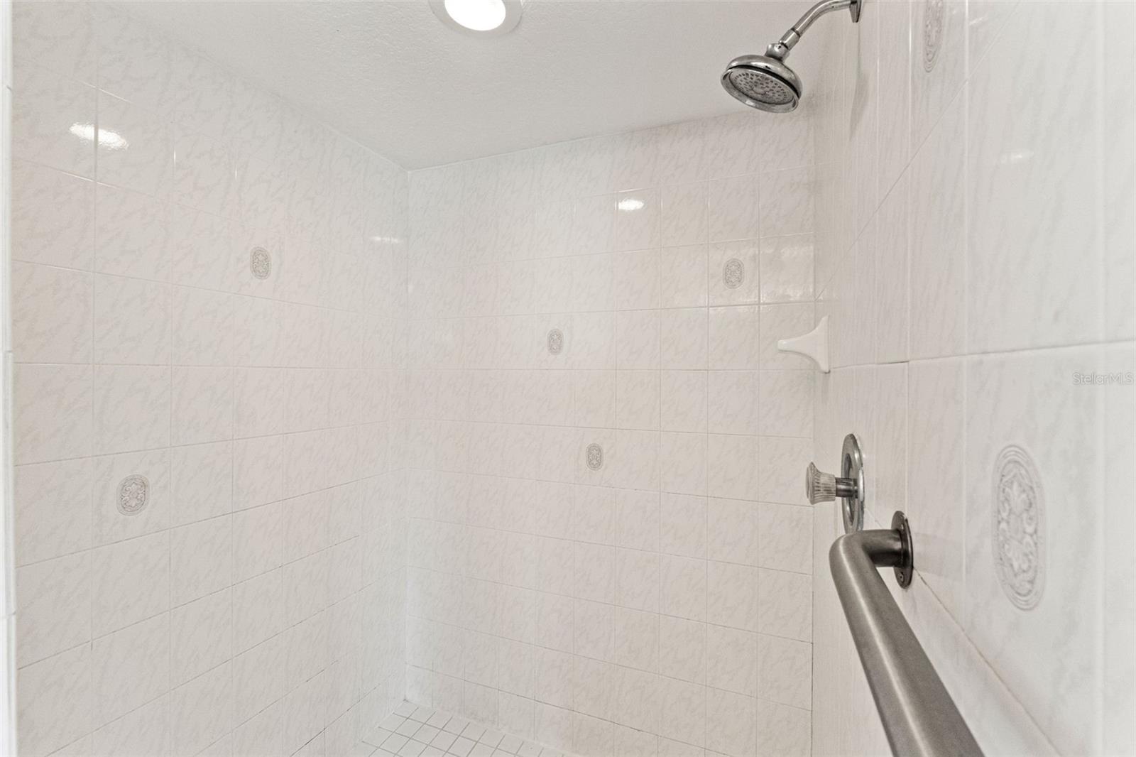 AMIDON WOODS - Residential