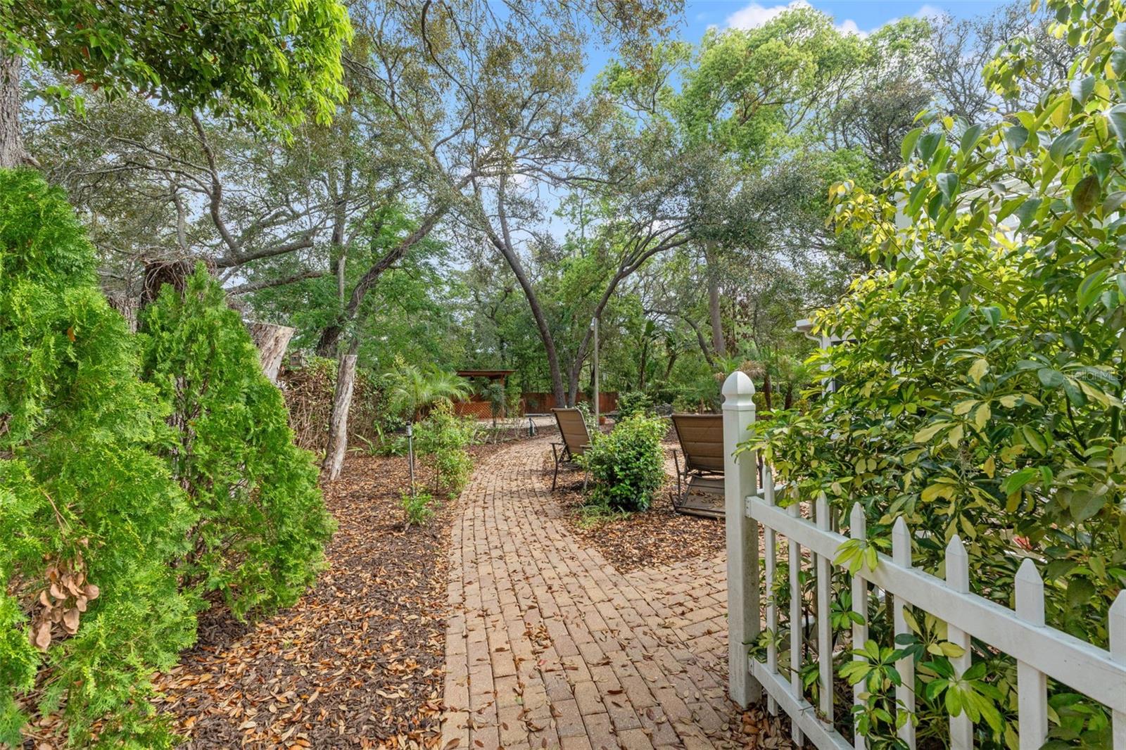 AMIDON WOODS - Residential