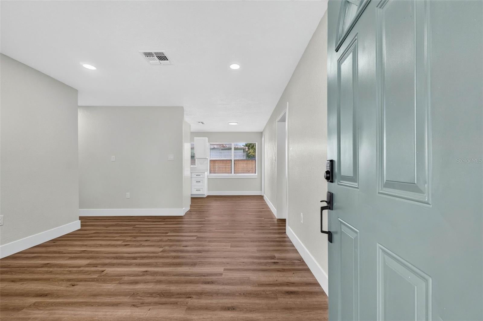 655 TRAVIS COURT