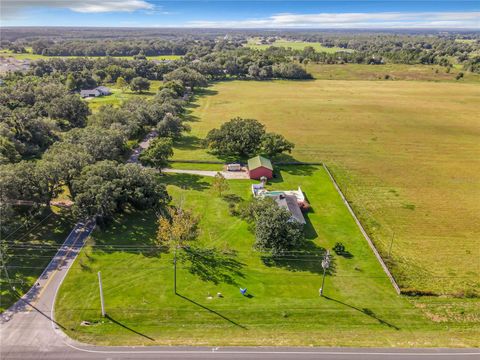 Tiny photo for 10038 N Us Highway 301, Oxford, FL 34484 (MLS # G5062376)