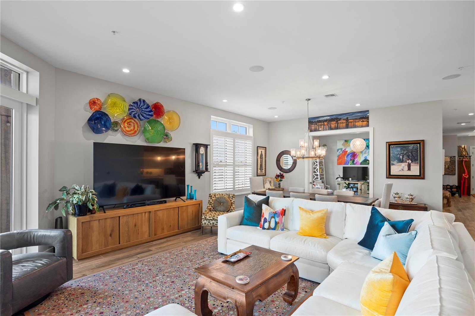 ISLANDER - Residential