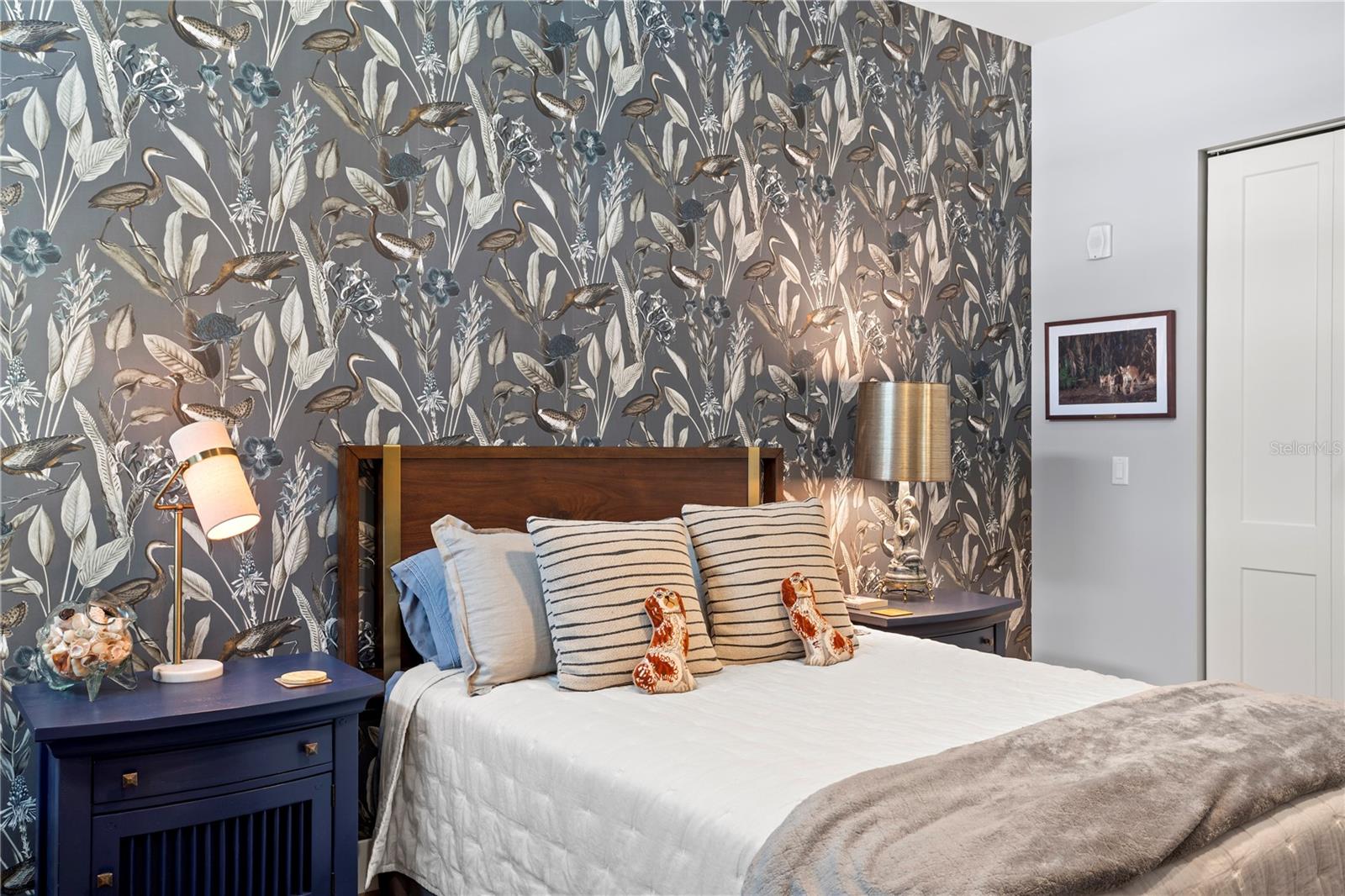 ISLANDER - Residential