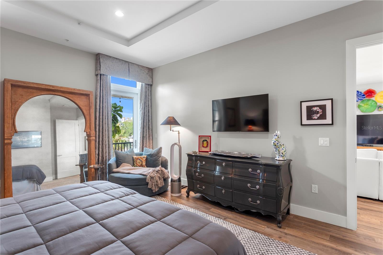 ISLANDER - Residential