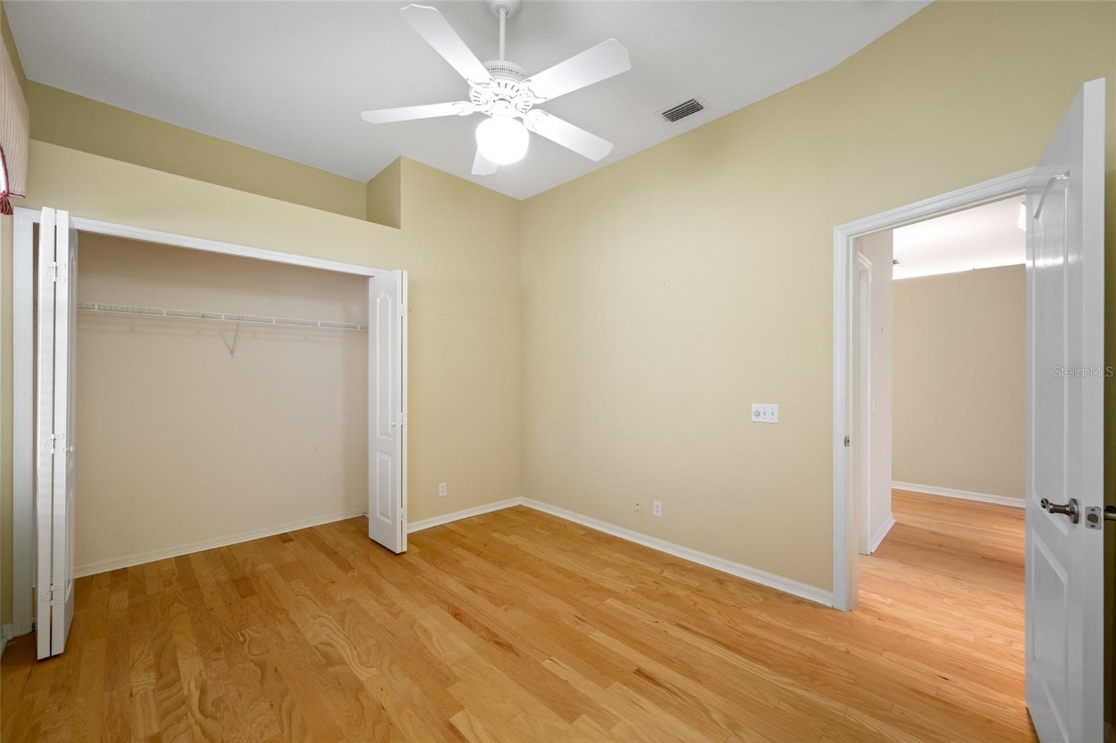 OAKMONT - Residential