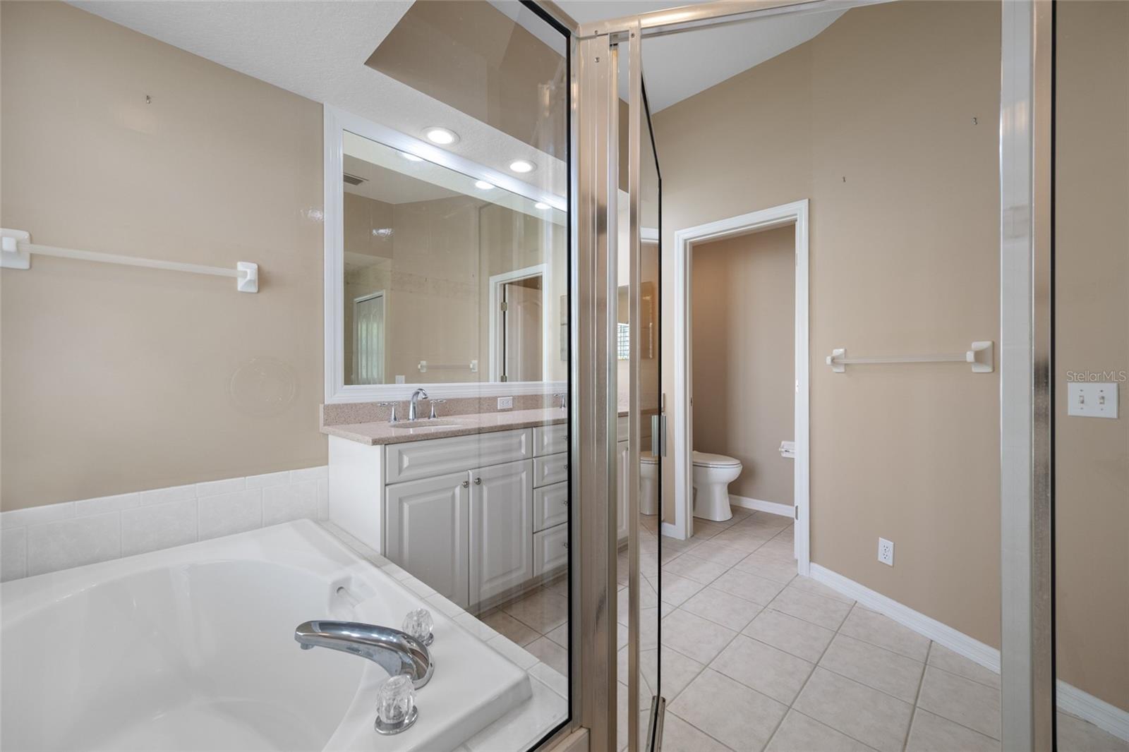 OAKMONT - Residential