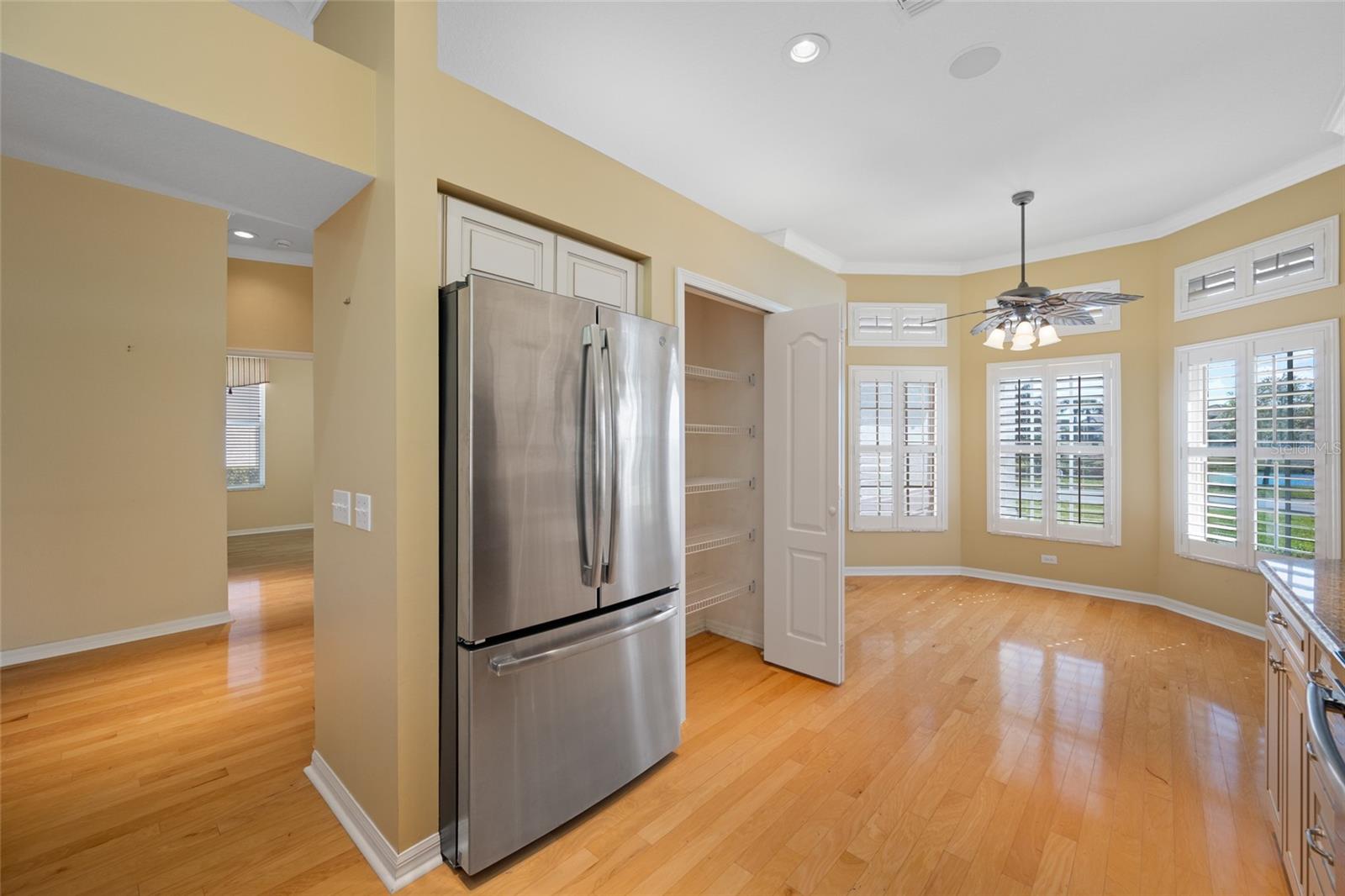 OAKMONT - Residential