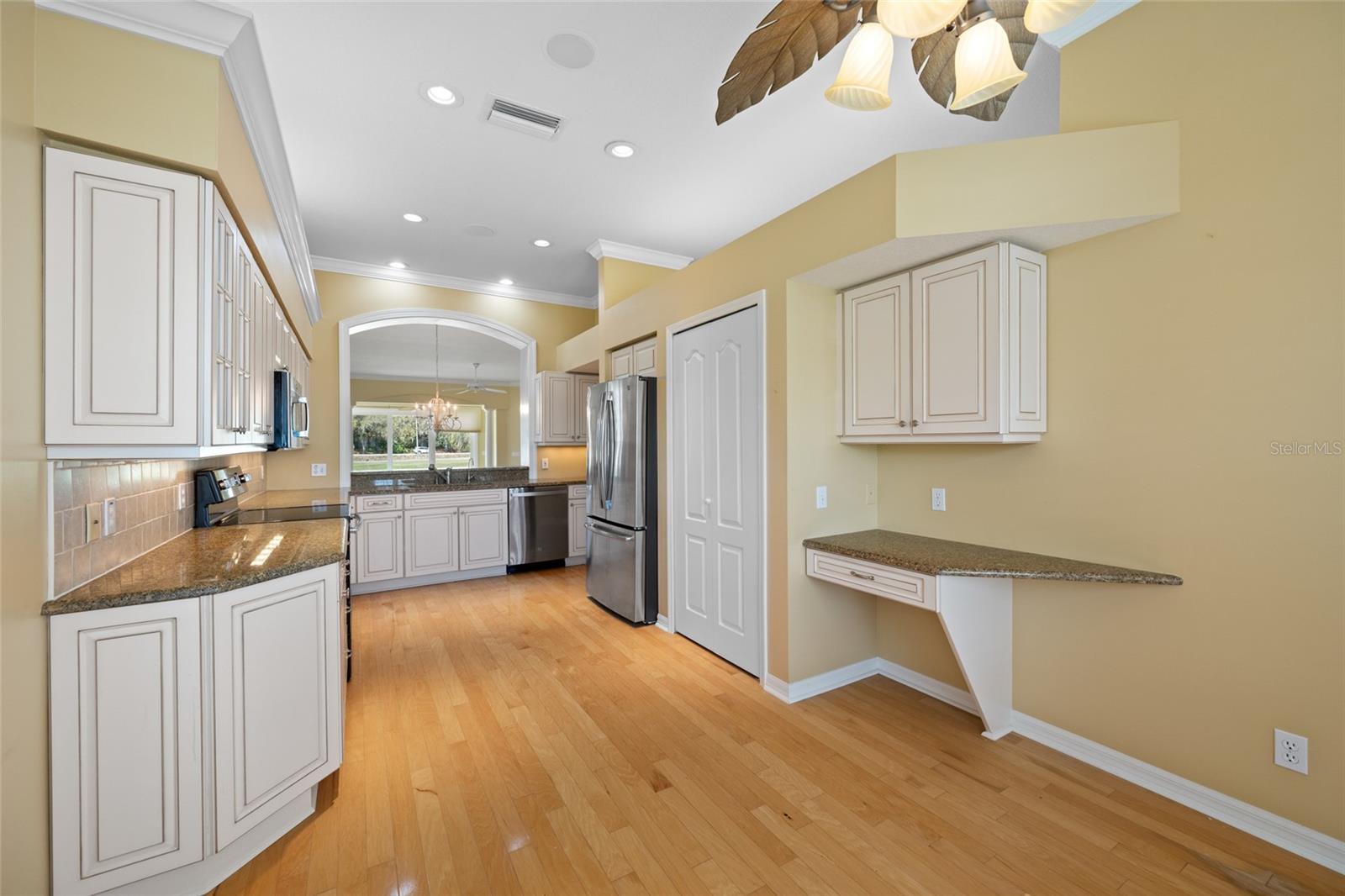 OAKMONT - Residential