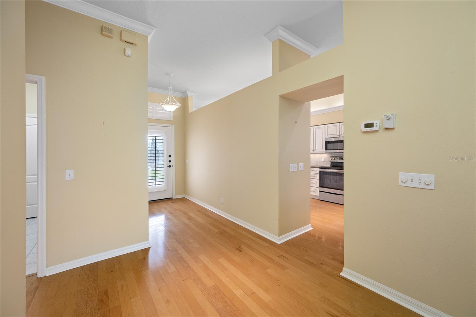 OAKMONT - Residential