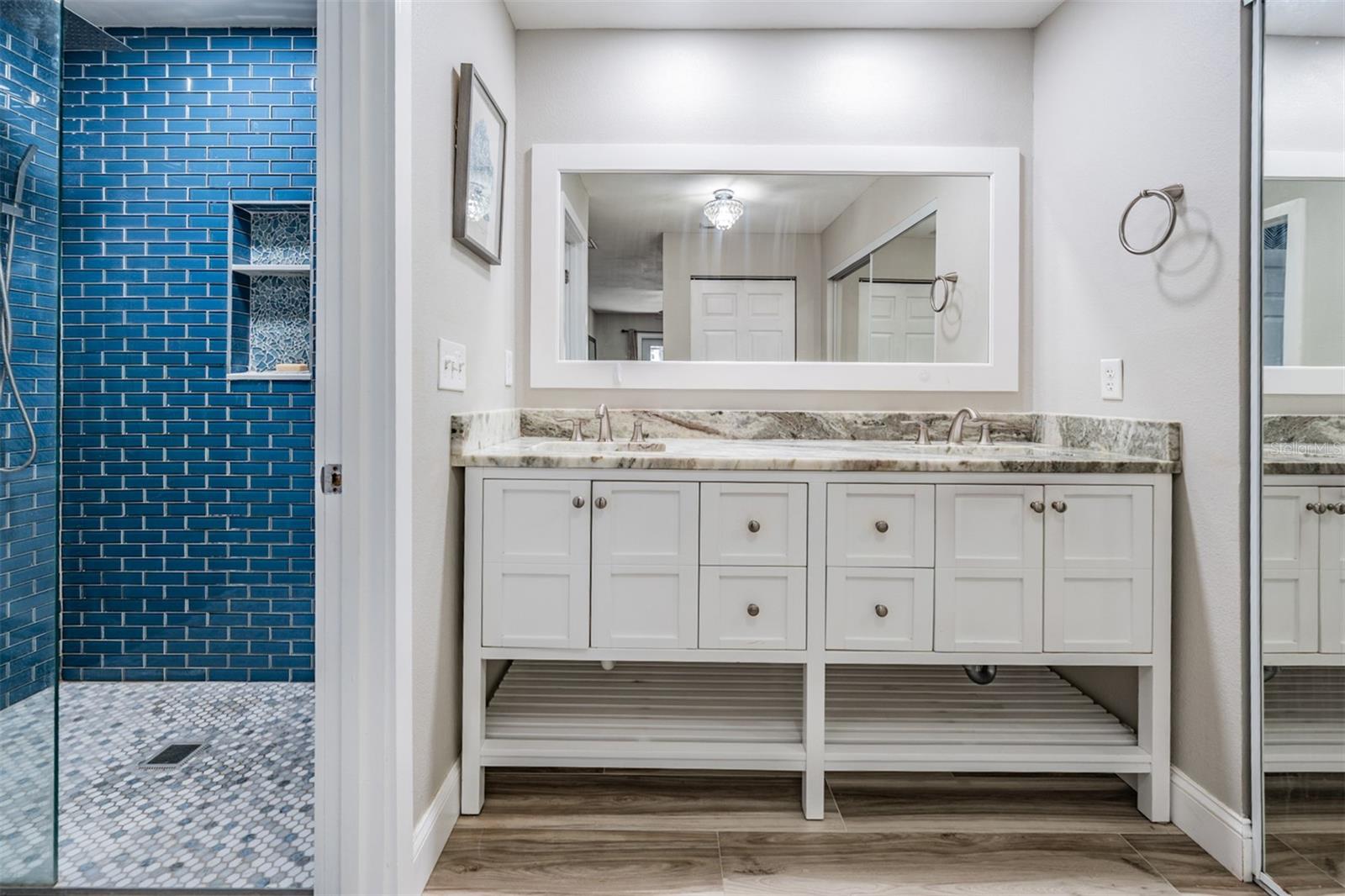 COUNTRY GROVE SUB - Residential