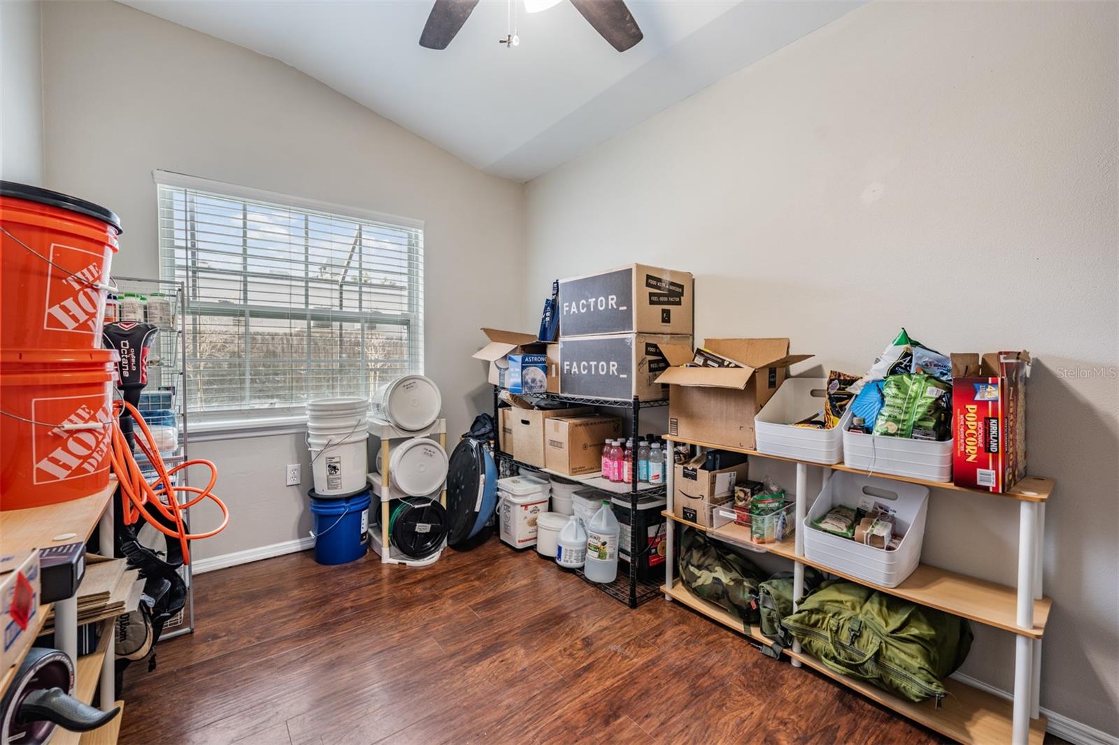 COUNTRY GROVE SUB - Residential