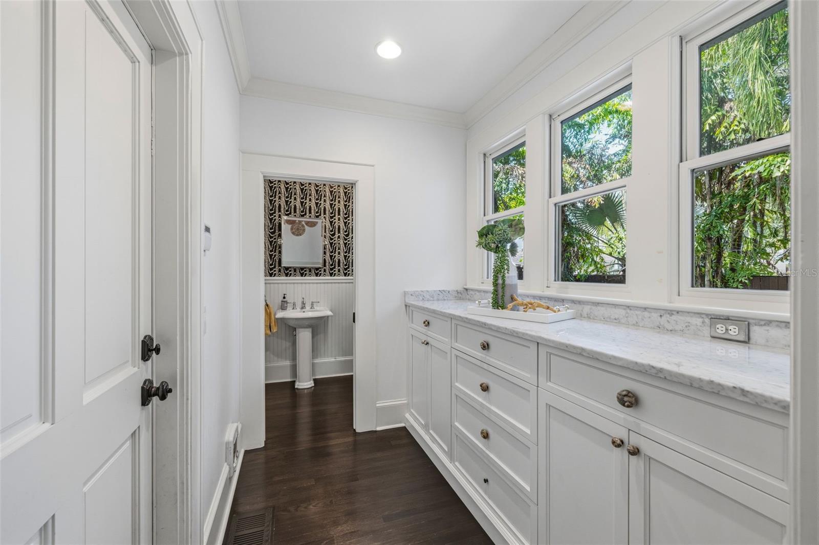 HYDE PARK WEST - Residential