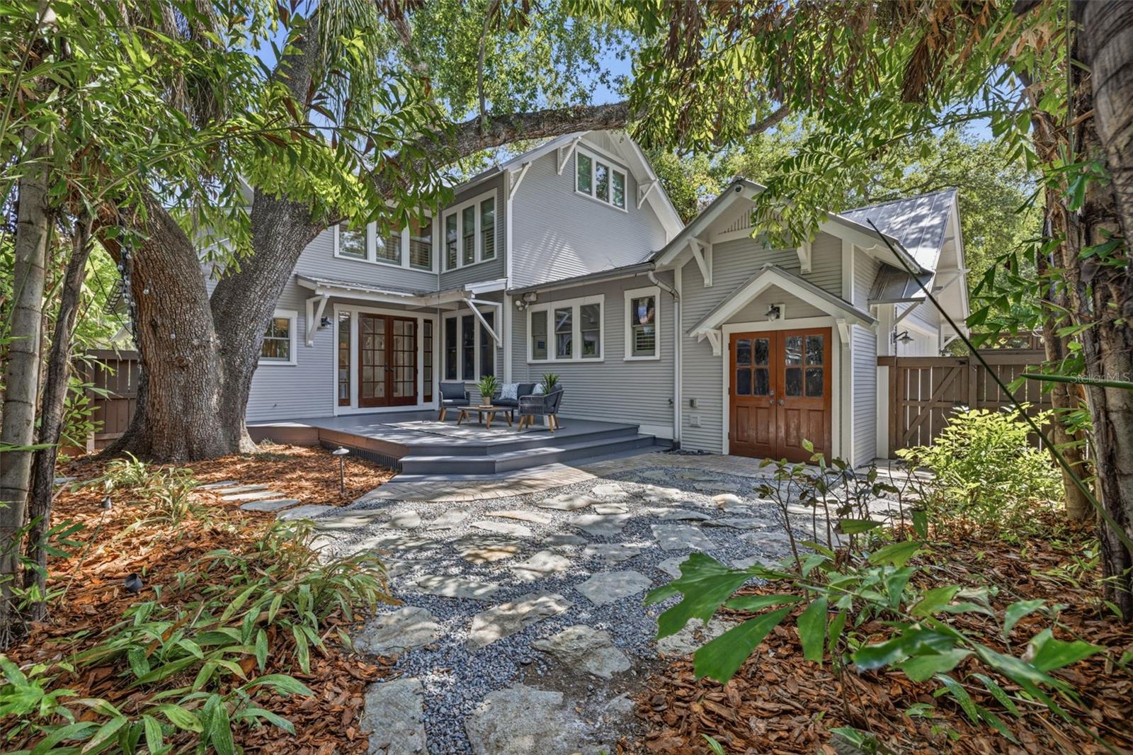 HYDE PARK WEST - Residential