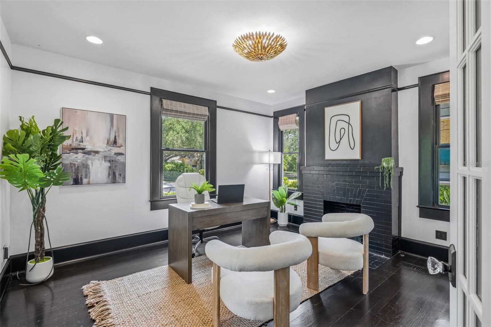 HYDE PARK WEST - Residential